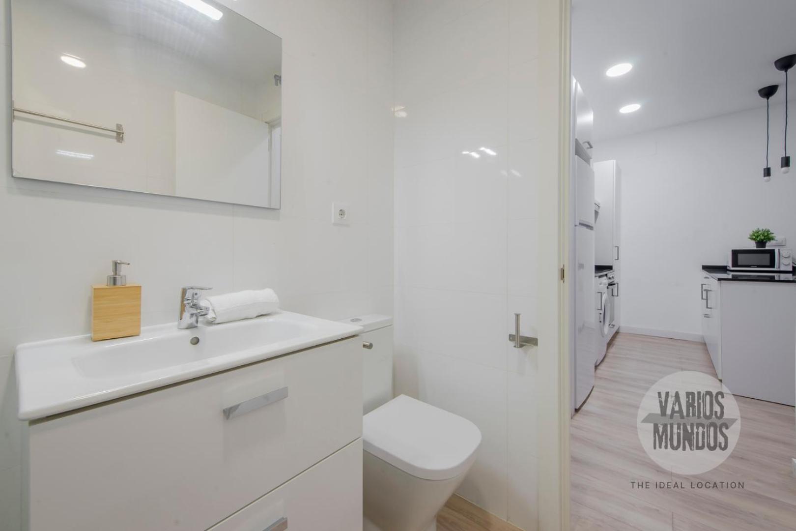 Confort Con Parking Para 3, Vive La Latina Madrid Bagian luar foto